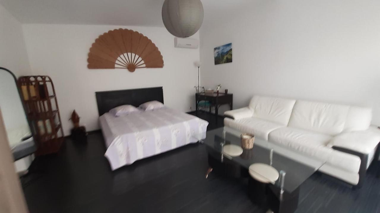 Un Jour Ailleurs Apartment Saint Pierre Exterior foto